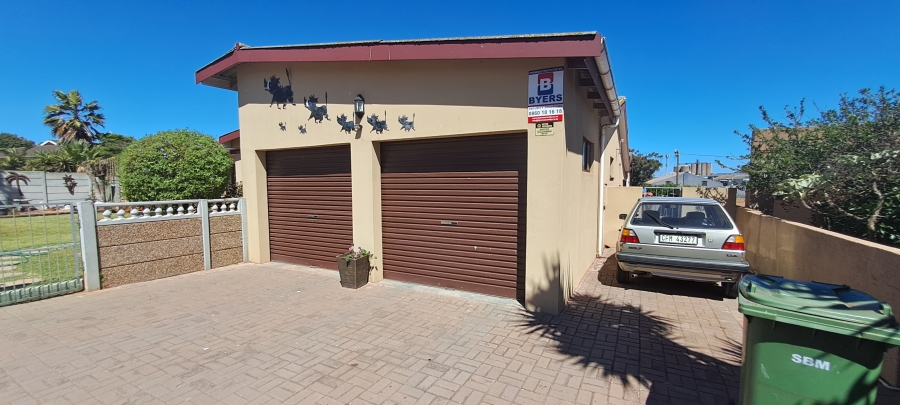 3 Bedroom Property for Sale in Vredenburg Western Cape